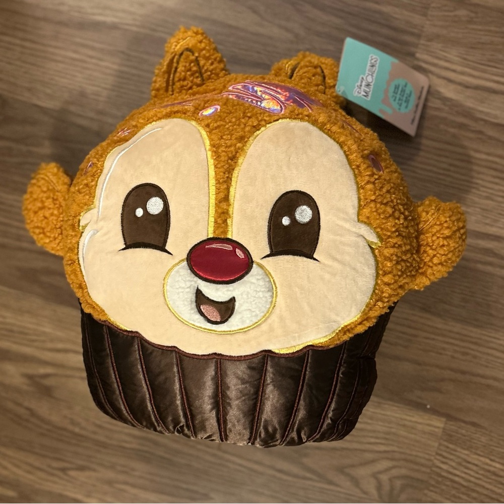 Disney Parks Chip N Dale Munchling